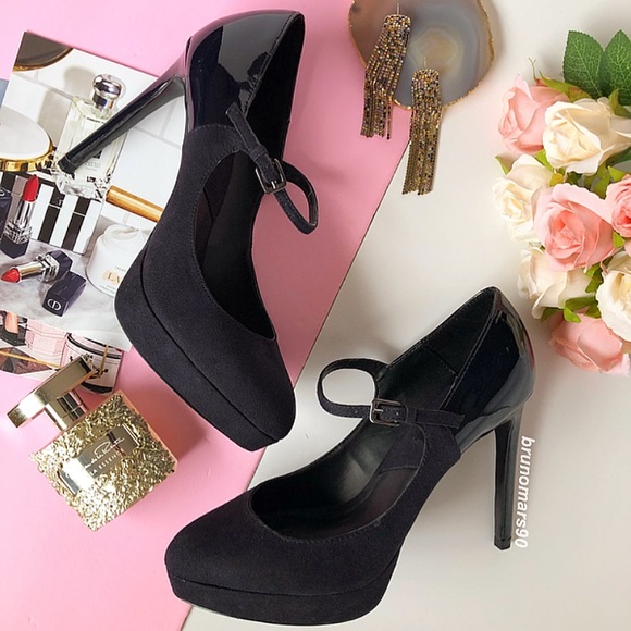 •HP• Zara Navy Stiletto Heels - Picture 7 of 10